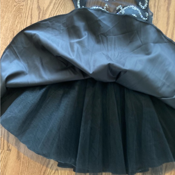 ModCloth Chi Chi London Black Sequin Pearl Cocktail / Homecoming Dress - Picture 5 of 8